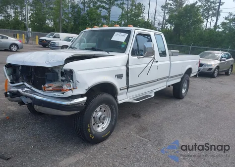 1997 Ford F-250 Xl z USA, uszkodzony, nr VIN 1FTHX26F3VEA16418